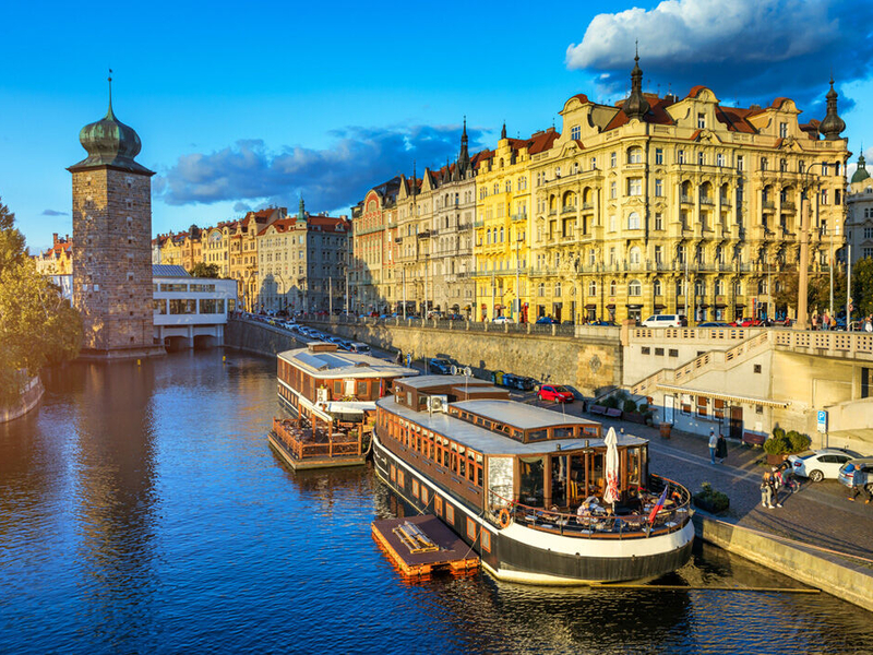 Uçaklı Orta Avrupa Masalı Turu Ajet Havayolları İle 7 Gece 8 Gün