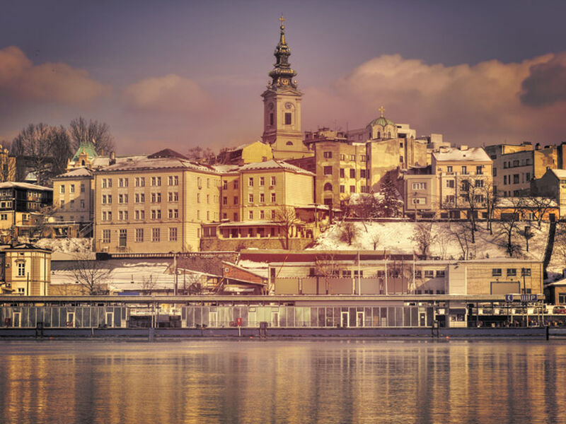 Vizesiz İzmir Hareketli Uçaklı Balkan Masalı Turu (Kahvaltı, Akşam Yemekleri ve Ekstra Turlar Dahil)