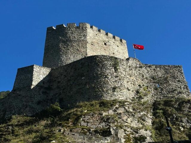 Elit Uçaklı İzmir Çıkışlı Karadeniz Yaylalar ve Batum Turu ( 4 Gece 5 Gün )