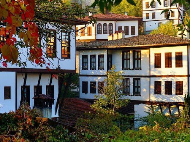 İkonik Doğu Karadeniz Batum Turu | 5 Gece Konaklamalı | İzmir Çıkışlı