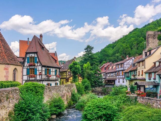 Mega Benelüx & Paris & Colmar & Köln Turu Pegasus Havayolları ile 7 Gece 8 Gün (CRL-CRL) IS001