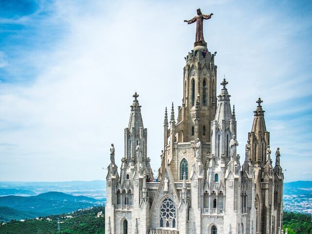 Maxi İspanya Endülüs Turu Türk Havayolları ile 7 Gece 8 Gün BCN-MAD