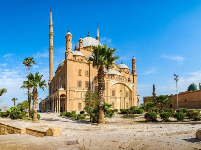 Sharm- (Dahab)- Kahire- İskenderiye  Kişi Başı 75 USD’lik Akşam Yemekli İskenderiye Turu Dahil, Sabah Gidiş Her Şey Dahil Konaklamalar