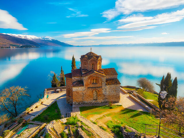 İzmir Çıkışlı Kosovalı Baştanbaşa Balkanlar Ajet ile Çevre Gezileri, Extra Turlar ve Akşam Yemekleri Dahil