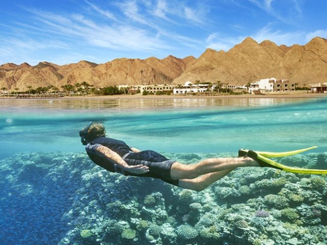 Sharm El Sheikh Turu Ajet Havayolları ile 3 Gece(Gidiş-Dönüş Gündüz Uçuşu)