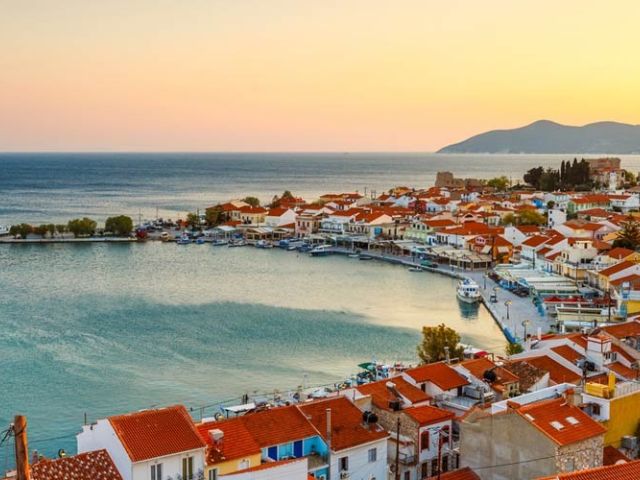 Kuşadası Çıkışlı Feribot ile Samos Turu 3 Gece 4 Gün