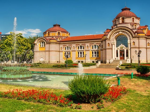 Eskişehir Çıkışlı 8 Günde 9 Ülke Büyük Balkan Turu - Ekstra Turlar Dahil - Akşam Yemekleri Dahil