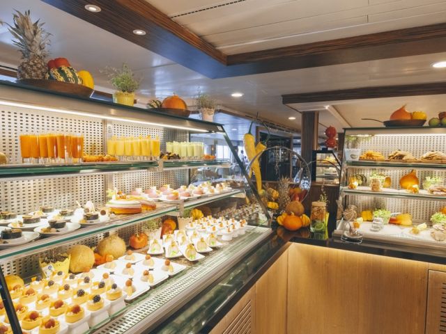Çeşme Hareketli Selectum Blu Cruises ile Yunan Adaları Mikonos Turu | 2 Gece Cruise Tatili