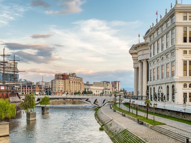 Balkan Üçgeni Turu 29 Ekim Özel Ajet Havayolları İle 4 Gece 5 Gün