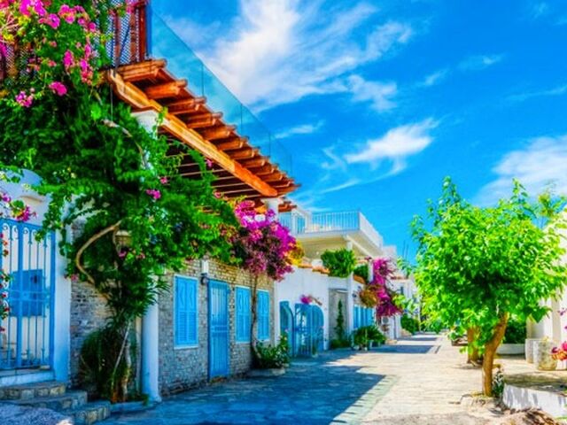 Diyarbakır Çıkışlı Antalya Başlar Uçaklı Ege Akdeniz Turu 5 Gece Konaklamalı